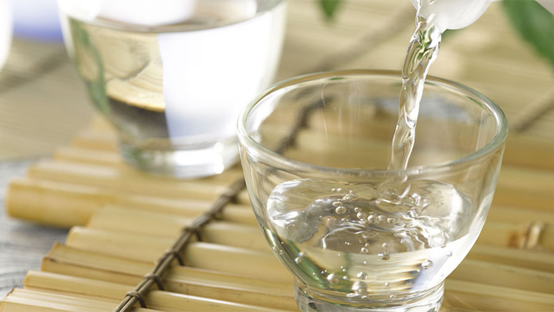 Giấm ăn giúp khử mùi hôi và đổ ẩm hiệu quả Giấm ăn giúp khử mùi hôi và đổ ẩm hiệu quả